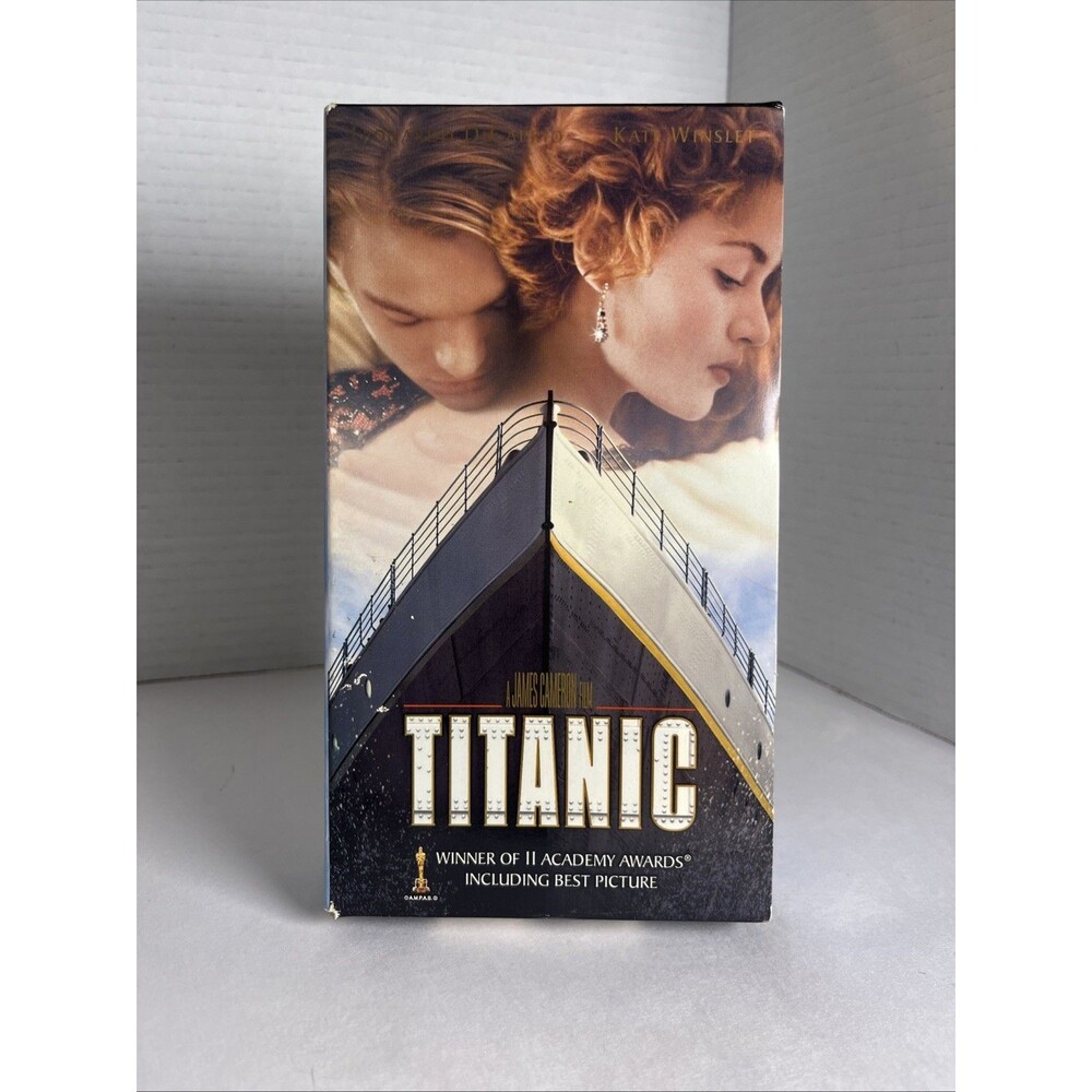 Paramount Home Video Titanic Movie (VHS, 1997, 2-Tape Set)